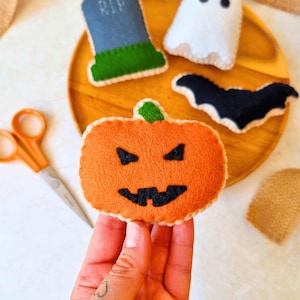 Patrón de costura para juego de 4 galletas de fieltro de Halloween: juguetes de comida fáciles de hacer a mano para juegos de imitación (PDF)
