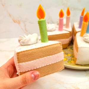 Felt Birthday Cake with Candles PDF Pattern and Tutorial, easy and beginner friendly kids felt food and dessert pattern for pretend play