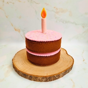 Sew you own felt layer cream cake - PDF pattern with tutorial - easy beginner friendly kids felt food, cake with whipped cream and candle