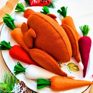 Felt Roast Chicken Sewing Pattern: Thanksgiving Christmas Decor (PDF)