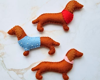 Felt Dachshund Ornament Sewing Pattern - sausage dog, pawprint and bone (PDF)