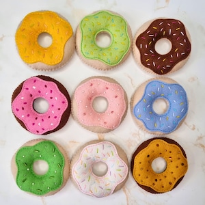 Iced Doughnut (100% wool felt) perfect for kids pretend play felt food kitchen, café, roleplay and toddler sensory play