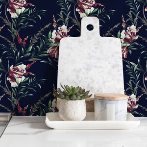 Dark Floral Vintage Wallpaper / Peel and Stick Wallpaper Removable Wallpaper Home Decor Wall Art Wall Decor Room Decor - D546