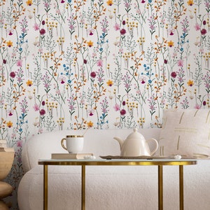 Floral Vintage wallpaper Peel and Stick and Traditional Wallpaper - B407