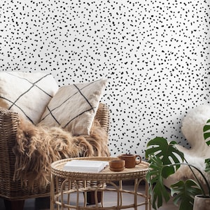 Modern Black & White Polka Dot Wallpaper - A056