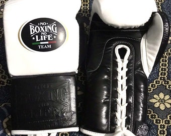 No Boxing no Life Customized Boxing Gloves Custom Gloves, 10oz,12oz,14oz to 16oz Grant Winning ,Anniversary Gift ,Birthday Gift ,Boxing Gym