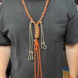 Paracord Duck Call Lanyard: Removable Holders, Hunting Accessory