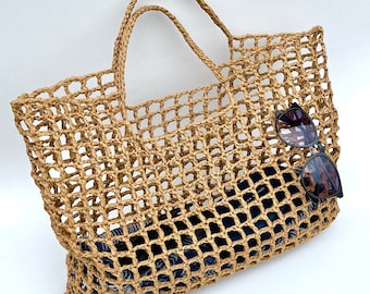 Crochet Raffia Mesh Tote: Handcrafted, Straw, Summery, Packable, Lightweight, Airy, Minimal Aesthetic