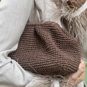 Clutch de paja de crochet en marrón oscuro, clutch de boda tejido, clutch pequeño de rafia verde con marco, clutch llamativo azul marino, clutch tejido