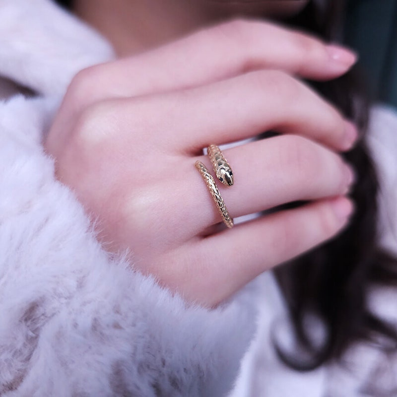 Trendy Ring - Etsy