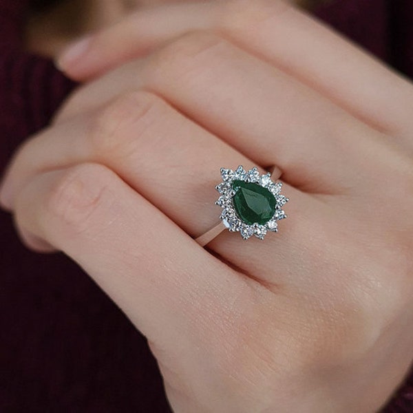 Pear Cut Emerald Solitaire Ring, 14K Solid Gold Women Engagement Ring, Diamonds Pave Proposal Ring, Unique Promise Ring, Anniversary Ring