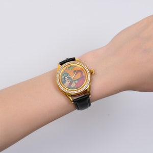 Wunderschöne Sahmaran bemalte Uhr, echte Diamanten Luxus Armbanduhr, echtes Leder Damen Uhr, türkische Mythologie Schlangenuhr, Geschenk für sie Bild 1