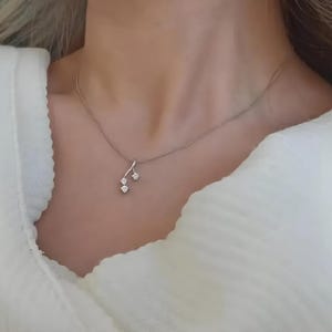 Sierlijke diamanten damesketting, 8 kt gouden minimalistische hangerketting, kleine elegante ketting, 0,23 kt edelsteenketting, uniek cadeau vriendin