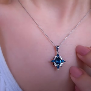 Collier élégant pour femme avec topazes bleues de Londres, collier en diamant véritable, collier de mariée avec pierres précieuses, collier en or unique, cadeau d'anniversaire