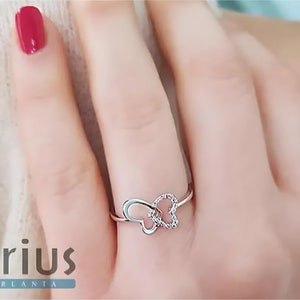 Tiny Butterfly Gold Ring, Dainty Diamond Women Ring, Minimalist Insect Ring, Handmade Everyday Ring, Animal Lover Ring, Gift for Her