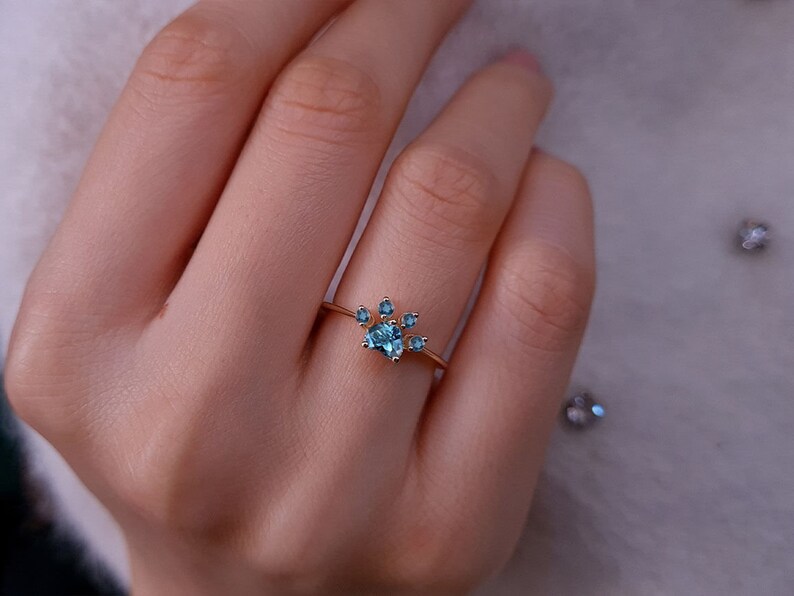 Anne™ - Dog Icon Ring (Pink)
