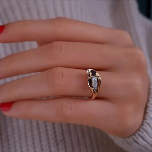Stunning Leaf Ring, 14K Solid Gold Women Floral Ring, Genuine Diamond Ring, Unique Statement Ring, Handmade Elegant Ring, Gift for Her