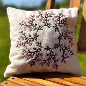 Embroidery file flower tendril Mandaka, flower embroidery design for ring pillow, flower tendril round file for embroidery machines