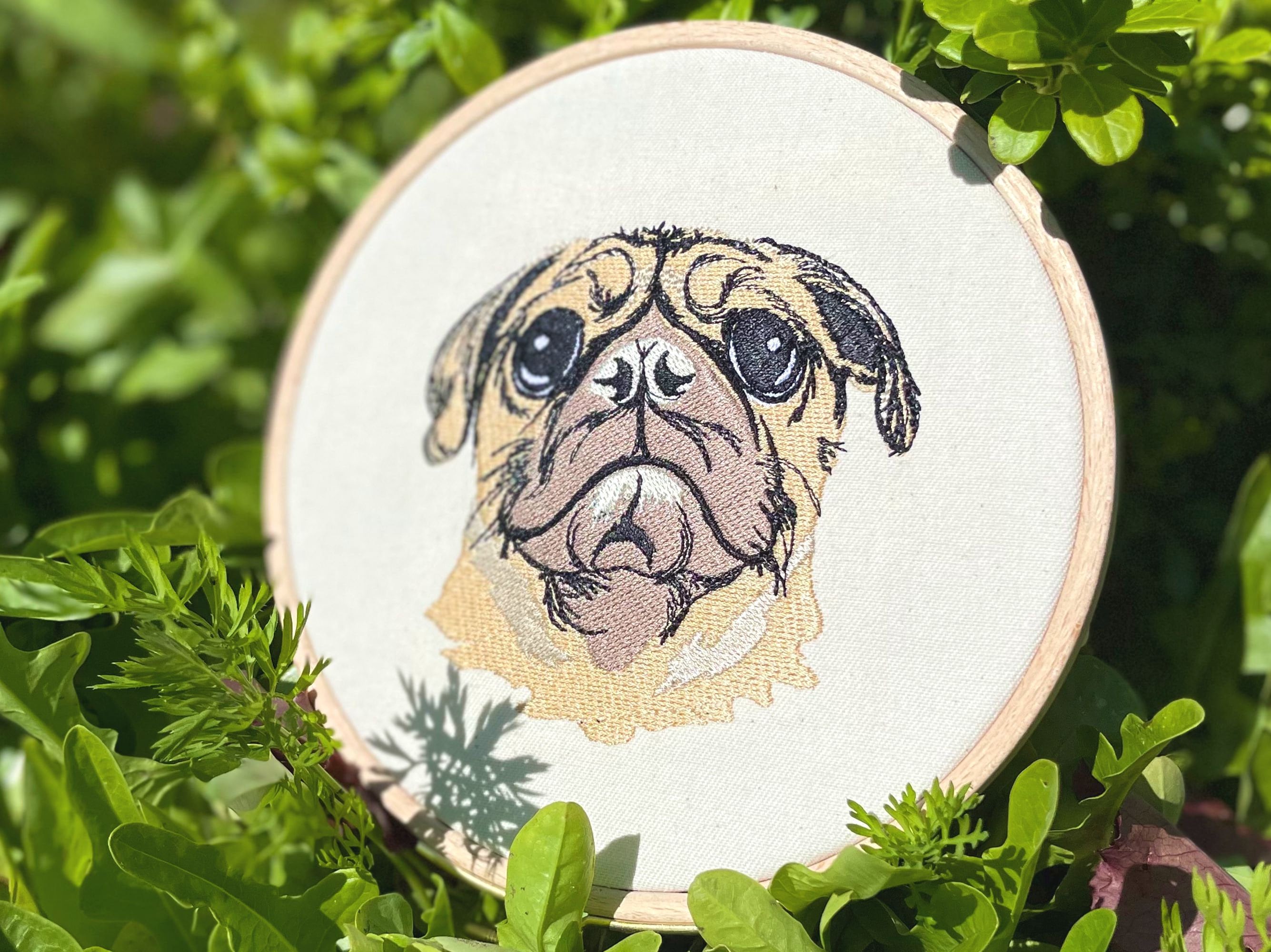 刺繍ファイルパグ犬4サイズ、犬モチーフの刺繍デザイン、機械刺繍犬の 