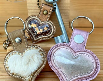 Embroidery file heart pendant in 3 sizes, ITH embroidery file key ring “Treasure” for 4x4 inch hoop, bag charm machine embroidery