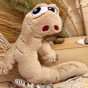 Embroidery file cuddly toy worm 7,08x8,66&#39;&#39;, ITH file plush toy, cute stuffed animal embroidery design for embroidery machines