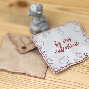 ITH embroidery file heart gift envelope 5''x7'', In The Hoop Valentine's Day envelope, with writing and as blank version, machine embroidery
