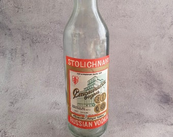 Bouteille de vodka russe originale de l'URSS soviétique