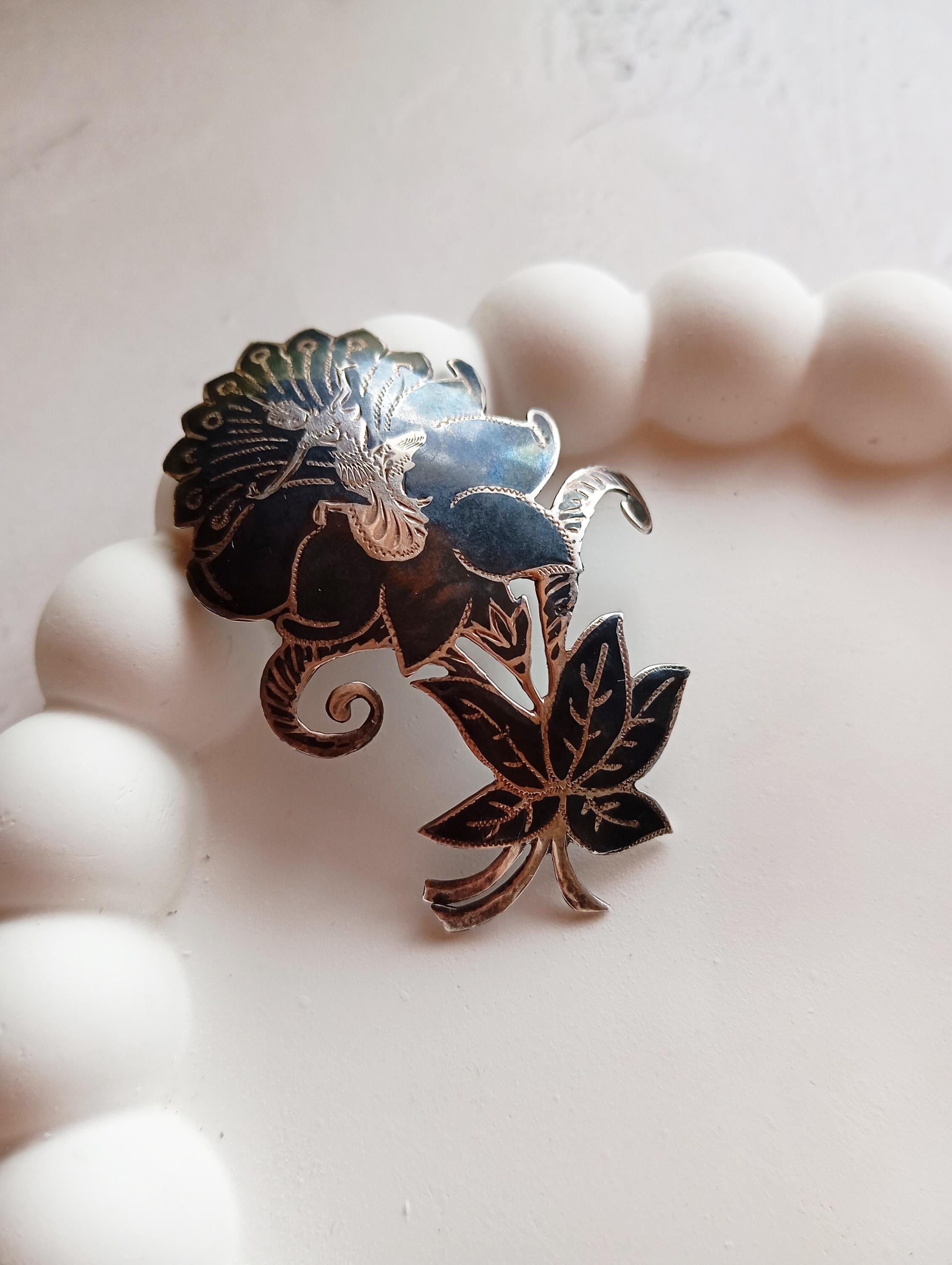 Broche Ancienne Argent Massif 925 – Niellée, Motif Feuille, Thaïlande