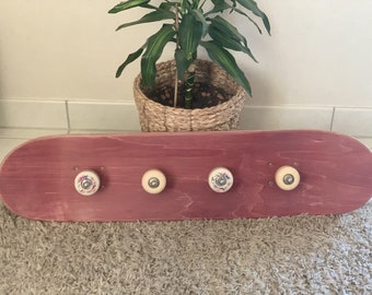 porte manteau skateboard rose