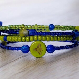 Bracelet abeille en cobalt et chartreuse