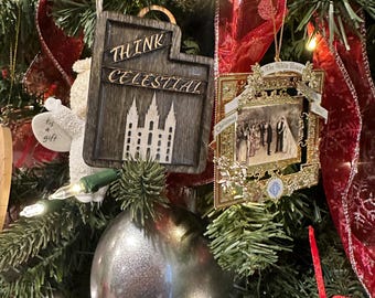 Himmlische Inspiration: Hölzerne Christbaumkugel mit LDS Zitat von Russell M. Nelson