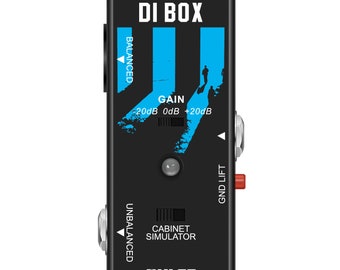 Puede incluir: Caja DI negra con un diseño gráfico azul y blanco. Tiene una perilla de ganancia, una perilla de simulador de gabinete y un interruptor de elevación de tierra. El texto "DI BOX" está impreso en blanco en la parte frontal de la caja.
