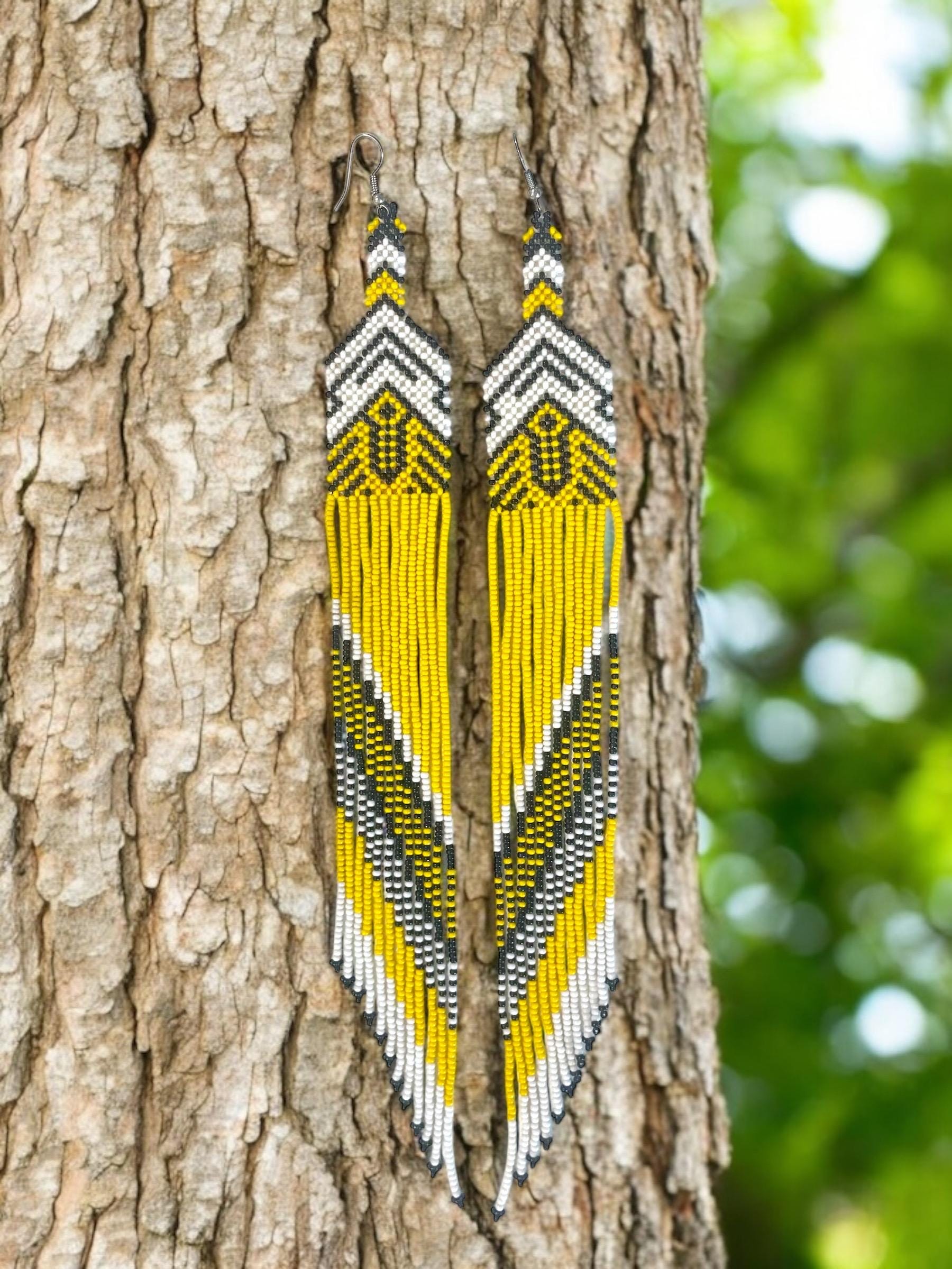 Yawanawá Ayahuasca Earrings – Handcrafted Amazonian Tribal Jewelry