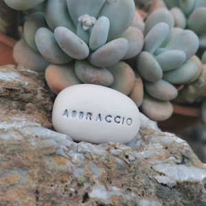 Ceramic Magic Message Pebble, Ciottolo magico, ABBRACCIO