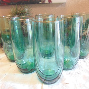 Beautiful like new Vintage Libbey Green Drape Tea Glass / Tumblers with Gold Rim- Set of 6