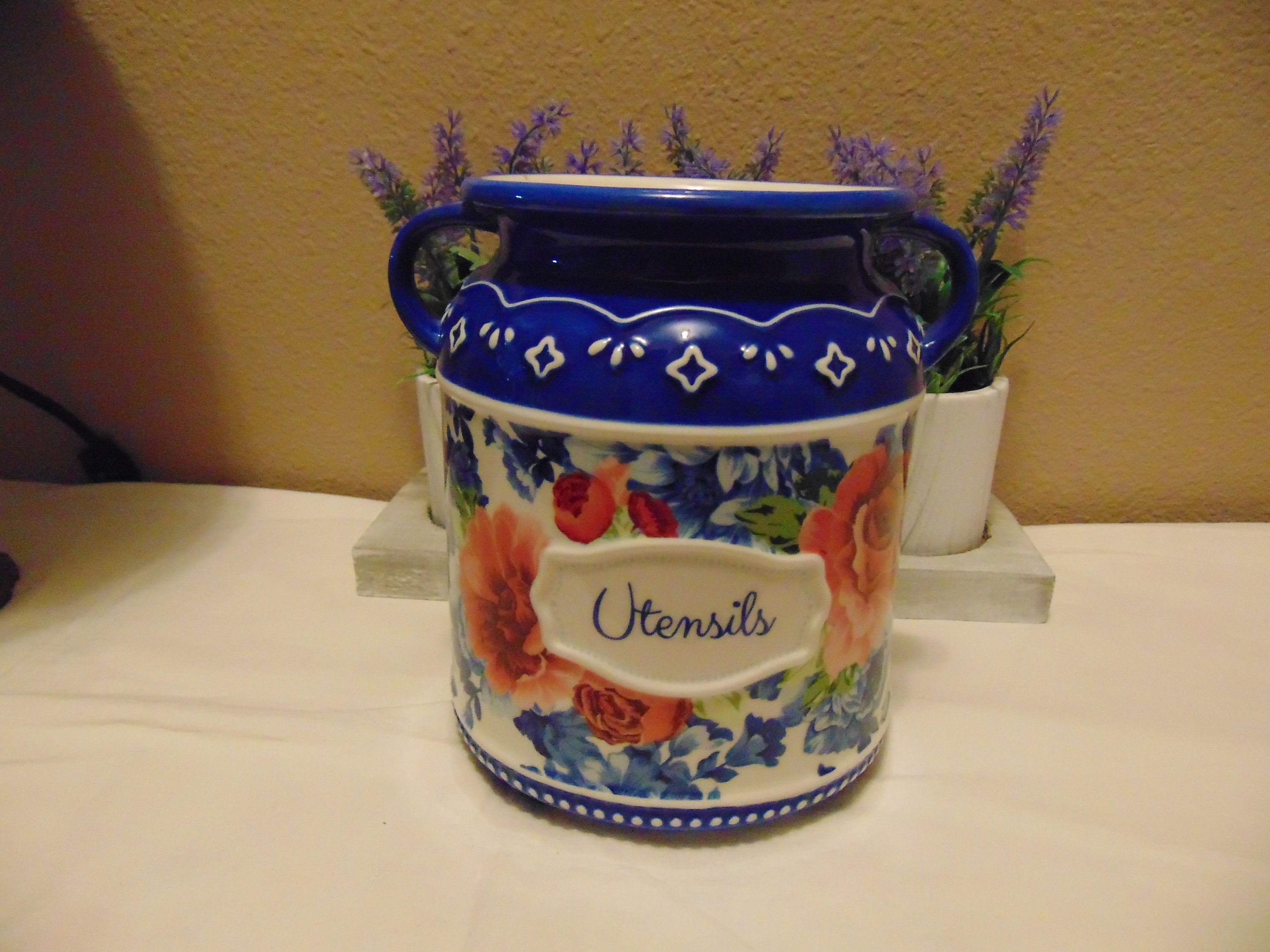 The Pioneer Woman Vintage Floral Utensil Crock & Tool Set - Zars Buy