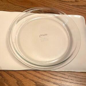Pyrex 209 Pie Plate