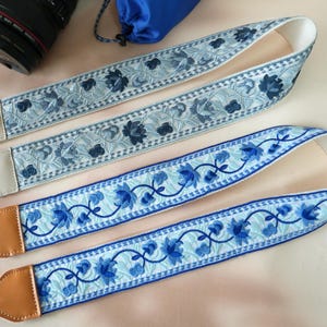 Retro Style Camera Strap, Blue Floral Embroidered Camera Strap, Lightweight and Portable Straps, Photographer Essential, Unisex Gift