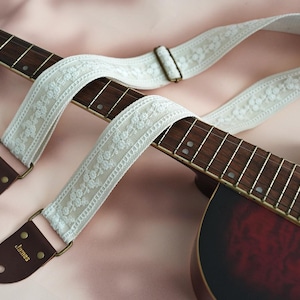 Lace Guitar Strap, Soft Cotton Guitar Shoulder Strap, Guitar Band for Everyday Use, Folk Guitar Strap, Guitar Accessories, Gift for Musician