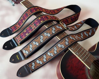 Blumenstickerei Gitarrengurt, personalisierter Gitarrengurt für E-Gitarre, Akkustik oder Bass, Gitarristen Geschenk