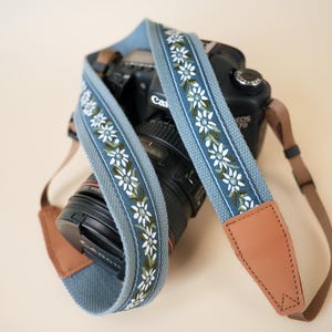Dusty Blue Jacquard Camera Strap, Floral Woven Camera Strap, Blue Gray Camera Shoulder Strap, Adjustable DSLR Mirrorless Strap
