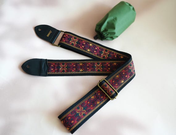 Classique Floral Guitar Strap, Custom Guitar Strap with Name, Personalized Guitar Strap, Guitarists Gift, Birthday Gift,Durable Woven Straps