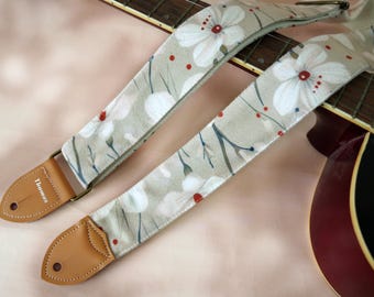 Dainty Floral Guitar Strap, Custom Guitar Strap with Name, Personalized Guitar Strap With Genuine Ends, Guitarists Gift