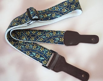 Floral Guitar Strap, Custom Guitar Strap with Name, Personalized Guitar Strap, Guitarists Gift, Birthday Gift, Japanese Art Strap