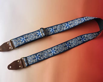 Pasek do gitary w stylu vintage, spersonalizowane skórzane końcówki z imieniem, pasek do gitary do występów, spersonalizowany pasek do gitary, prezent dla gitarzysty