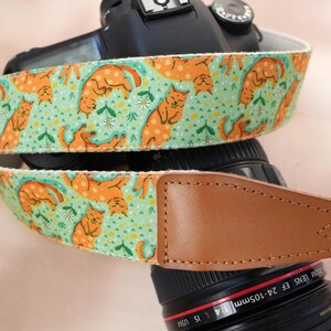 Orange Cat Camera Strap, Unique Design Camera Strap, Adjustable Camera Neck Strap, Gift for Cat Lovers, Gifts for Photographers