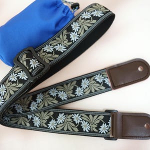 Floral Ukulele Shoulder Strap, Lightweight Ukulele Strap, Handcrafted Ukulele Shoulder Strap, Durable Instrument Strap, Ukulele Player Gift