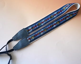 Embroidery Camera Strap, Handcrafted DSLR Strap, Camera Neck Strap, Anti-Slip Camera Strap, Photographer Gift, Genuine Leather Ends Strap