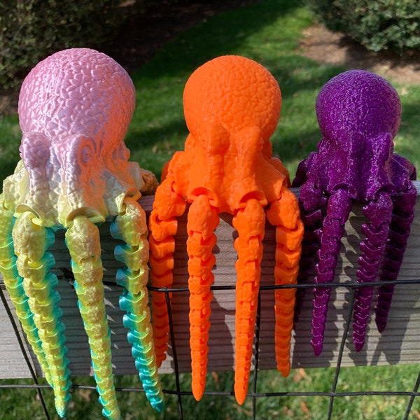 Octopus fidget toy, lifelike articulating 3D printed octopus fidget desk toy, Ocean display piece for beach house, articulating tentacles