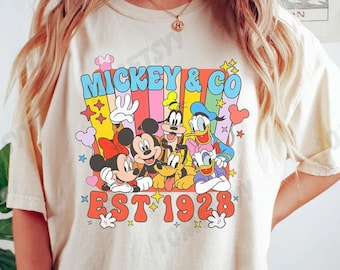 Vintage Mickey y Co Est 1928 camiseta, camiseta retro de Mickey y amigos, camisetas de Disneyworld, camiseta retro de Disney, camiseta familiar de Disney